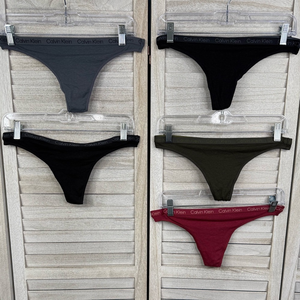 CALVIN KLEIN "Carousel" Thongs Set of 5-Medium
